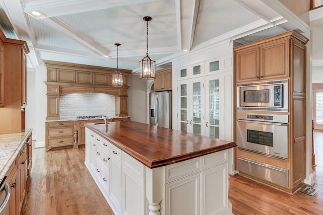 915 Circassian Ct, House other with 5 bedrooms, 5 bathrooms and 2 parking in Johns Creek GA | Image 16