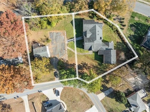 2811 Roland Rd, Greensboro, NC, 27407-6225 | Card Image