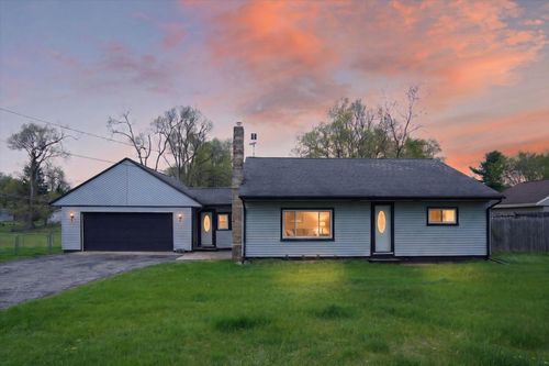2750 Hamstead Way, Jackson, MI, 49201-8734 | Card Image