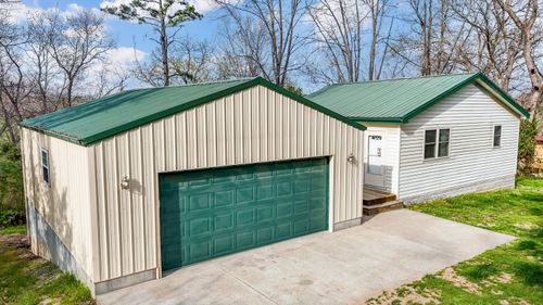 28316 Farm Road 1220, Eagle Rock, MO, 65641-7271 | Card Image