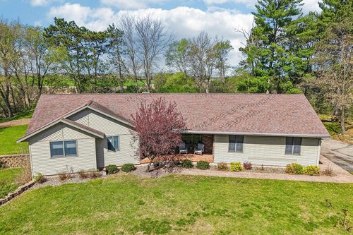 402 Derby Row, REEDSBURG, WI, 53959-1596 | Card Image