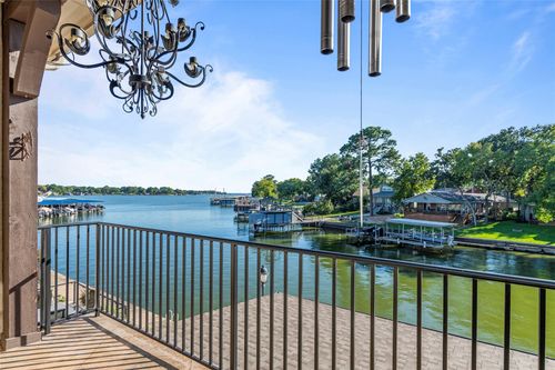 124 Marina Dr, Gun Barrel City, TX, 75156-4256 | Card Image