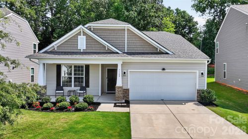 7148 Wheyfield Dr, Charlotte, NC, 28215-8423 | Card Image