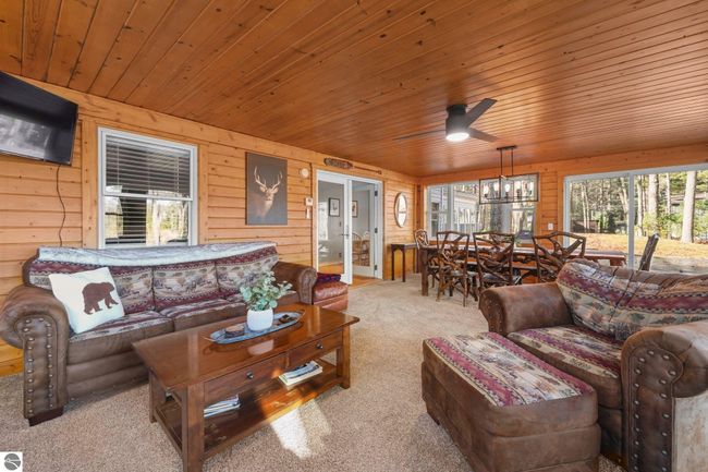 6836 Aarwood Trl Nw, House other with 4 bedrooms, 2 bathrooms and null parking in Rapid City MI | Image 32