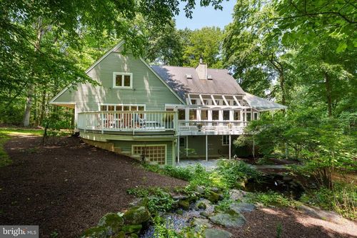30 Poor Farm Rd, Pennington, NJ, 08534-3801 | Card Image
