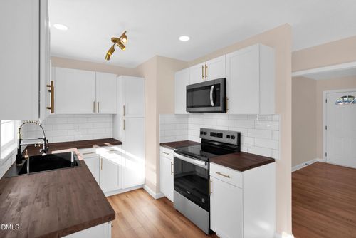 7533 Cliffbourne, Fayetteville, NC, 28303 | Card Image