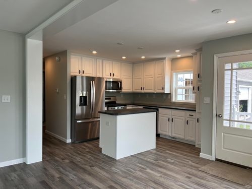 13 Mathew Way, Scarborough, ME, 04074 | Card Image