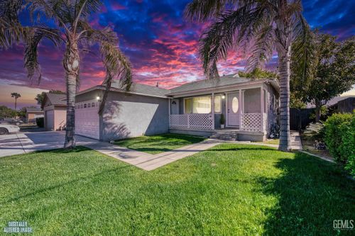 1813 Stillman Avenue, Bakersfield, CA, 93304 | Card Image