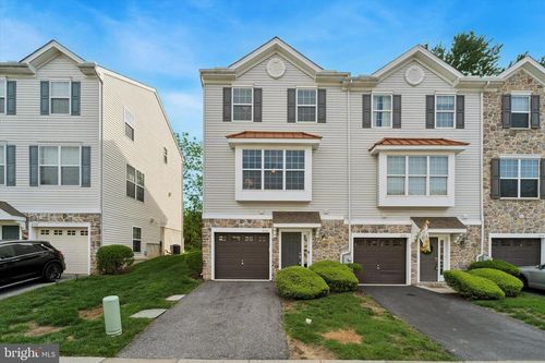 4114 Sophia Ln, BOOTHWYN, PA, 19061-2806 | Card Image