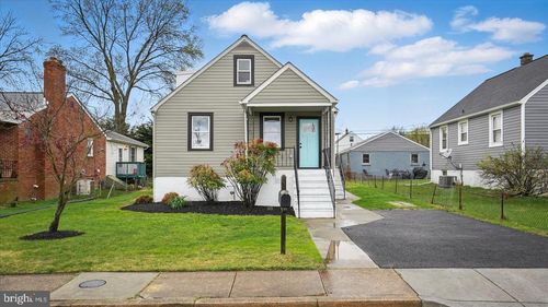 2910 Salisbury Ave, SPARROWS POINT, MD, 21219-1233 | Card Image