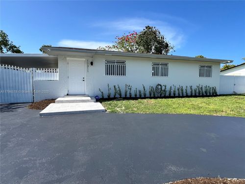 11311 Sw 203rd Ter, Miami, FL, 33189-1146 | Card Image