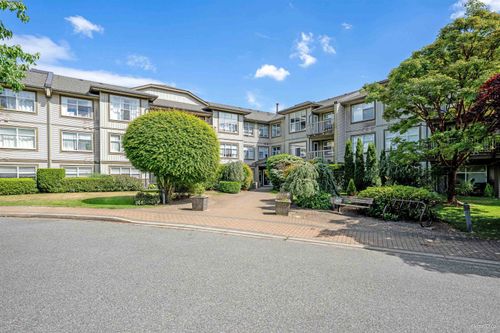 116-14885 105 Ave, Surrey, BC, V3R2V6 | Card Image