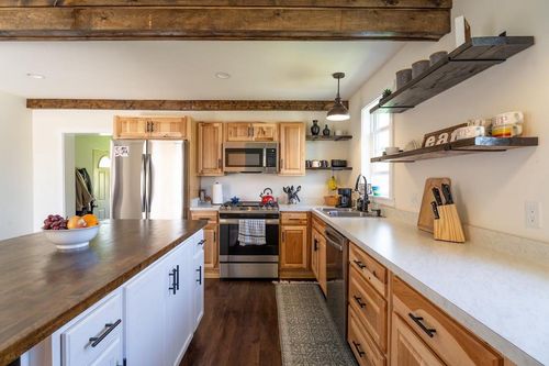 168 Fontana Avenue, Fontana, WI, 53125 | Card Image