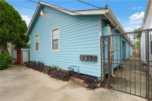 4-1124 Cherokee St, New Orleans, LA, 70118-5082 | Card Image