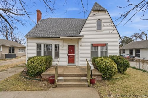 1135 Sandusky Ave, Tulsa, OK, 74112-5219 | Card Image