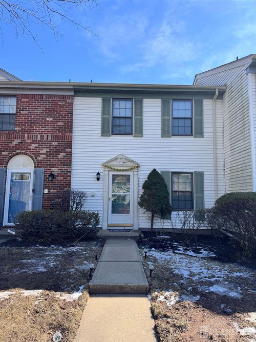 134 Pear Tree Ln, Franklin Park, NJ, 08823-1405 | Card Image