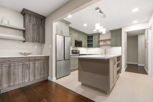 343-1480 Southview Dr Se, Medicine Hat, AB, T1B3Z3 | Card Image