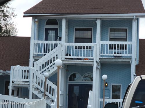 1365 N Courtenay Pkwy, MERRITT ISLAND, FL, 32953-4428 | Card Image