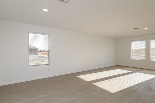 9600 Nw 125th Ter, Yukon, OK, 73099-9699 | Card Image