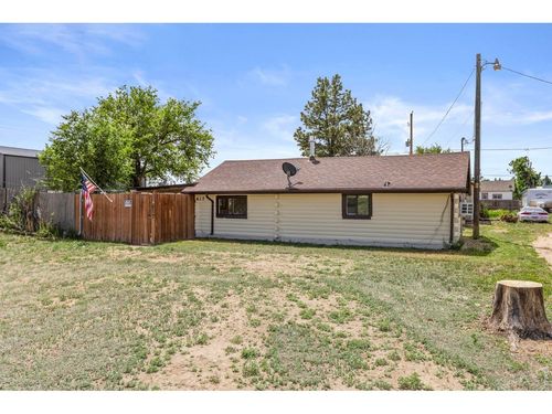 617 Grand Ave, Platteville, CO, 80651-7557 | Card Image