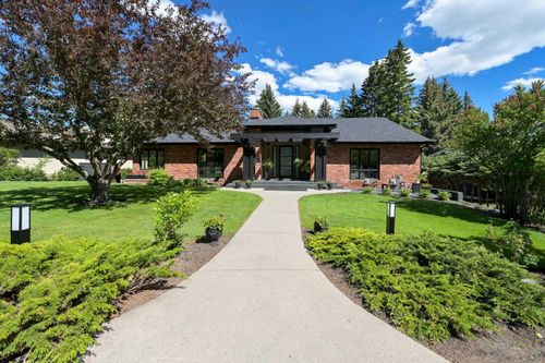 201 Eagle Ridge Dr Sw, Calgary, AB, T2V2V6 | Card Image