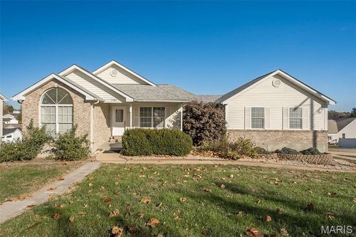 5783 Steutermann Rd, Washington, MO, 63090-5221 | Card Image