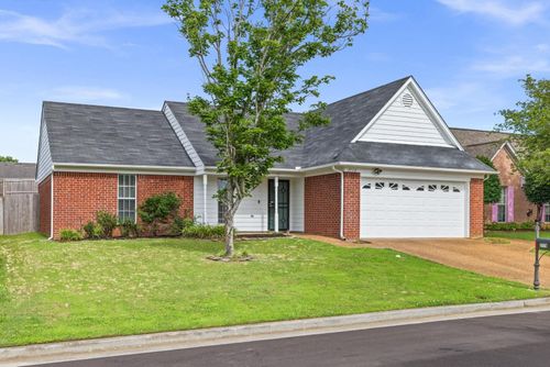 2779 Shady Well Ln, Cordova, TN, 38016-0139 | Card Image