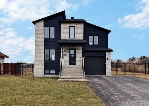 14335 Rue Guillaume-Alarie, Mirabel, QC, J7J0C6 | Card Image