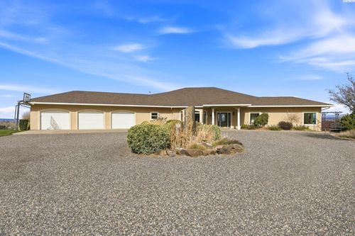 21509 S Davlor Pr Sw, Prosser, WA, 99350-8814 | Card Image