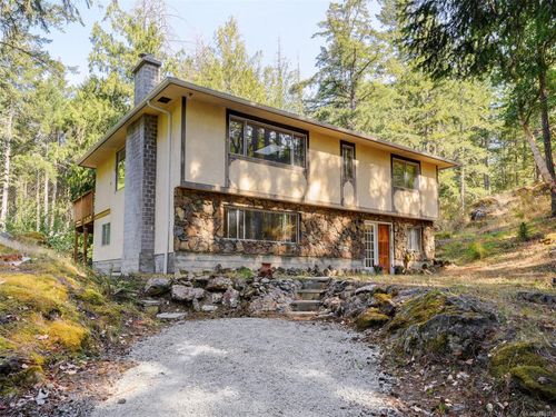 912 Finlayson Arm Rd, Highlands, BC, V9B6E6 | Card Image