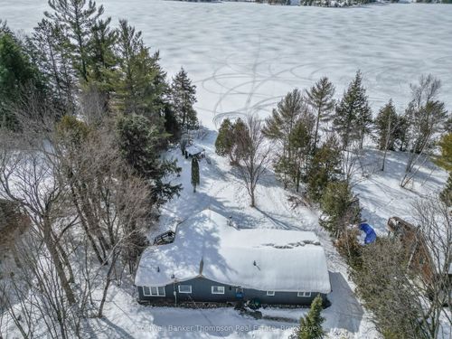 810 Waseosa Lake Rd E, Huntsville, ON, P1H2J4 | Card Image