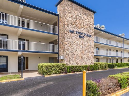 313-6100 12th Street S, ST PETERSBURG, FL, 33707 | Card Image