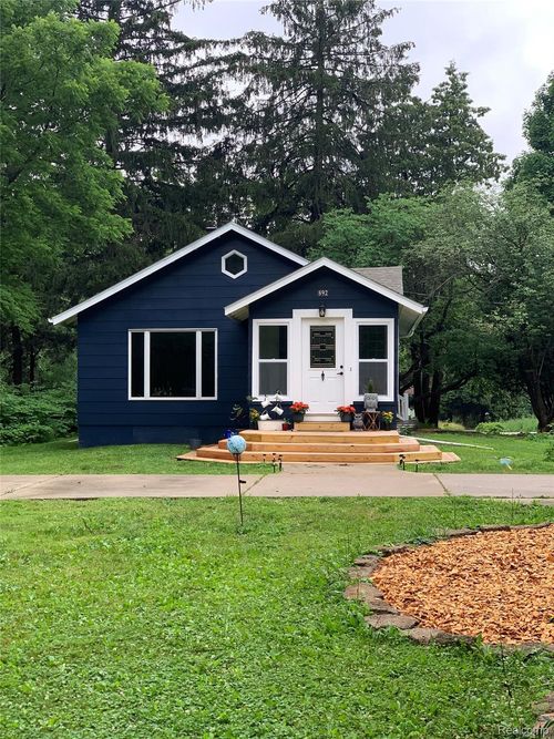 892 Rose Dr, Ann Arbor, MI, 48103-2175 | Card Image