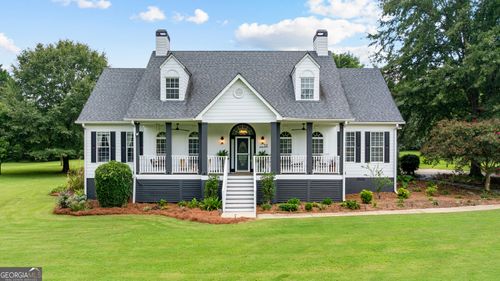 10 Highland Park Dr, Sharpsburg, GA, 30277-3452 | Card Image