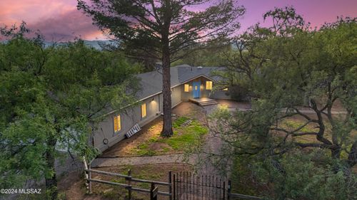 15555 W Hardscrabble Rd, Arivaca, AZ, 85601-0449 | Card Image