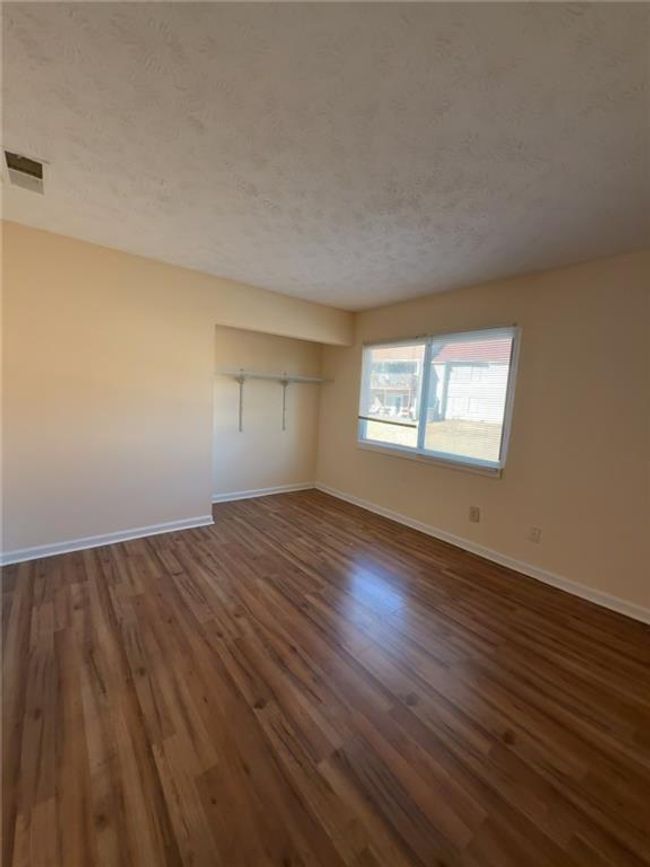APT-303 - 3575 Oakvale Rd, Condo with 4 bedrooms, 2 bathrooms and 2 parking in Decatur GA | Image 16