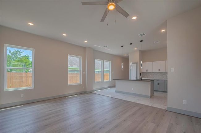 2414 Sam Wilson St, House other with 3 bedrooms, 3 bathrooms and 2 parking in Houston TX | Image 10