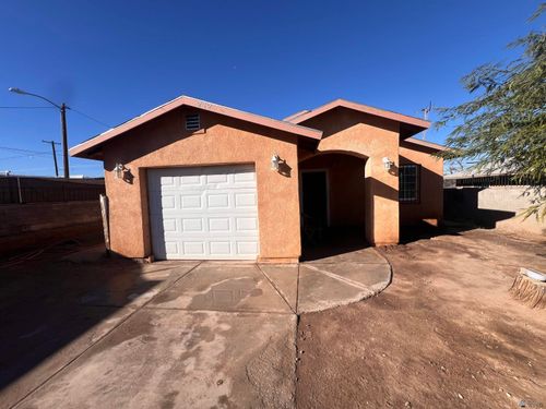 272 S 7th Ave, Yuma, AZ, 85364-2121 | Card Image