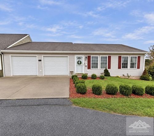 311 Esther St, Princeton, WV, 24740 | Card Image