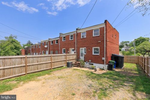 3826 W Bay Ave, BALTIMORE, MD, 21225-2255 | Card Image