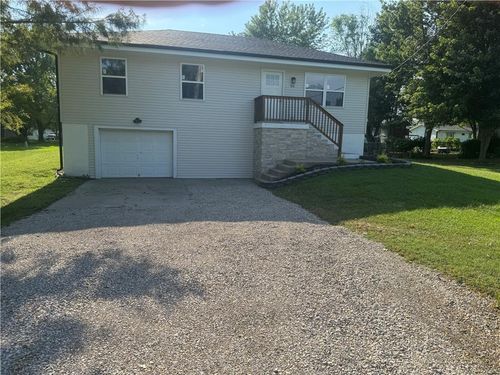 818 S High St, Butler, MO, 64730-1835 | Card Image