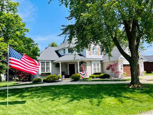 305 Kingsbury Ct, Highland, IL, 62249-2925 | Card Image