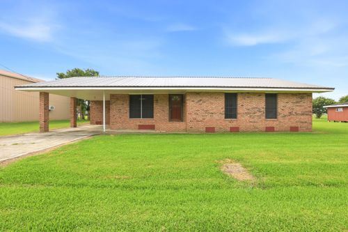 121 W 197th St, Galliano, LA, 70354-3911 | Card Image