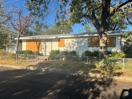 121 N Buchanan St, San Angelo, TX, 76903-5645 | Card Image