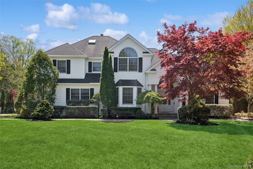 4 Astor Ct, Dix Hills, NY, 11746-6255 | Card Image