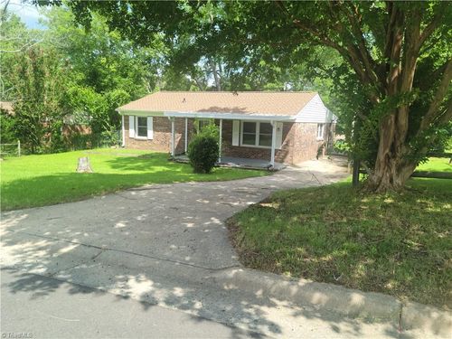 2507 Hilburn Dr, High Point, NC, 27260-5843 | Card Image