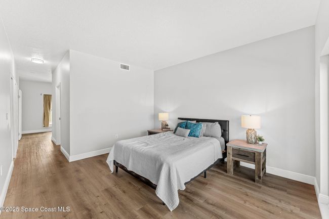 Primary bedroom en-suite with bonus flex rm or closet | Image 21