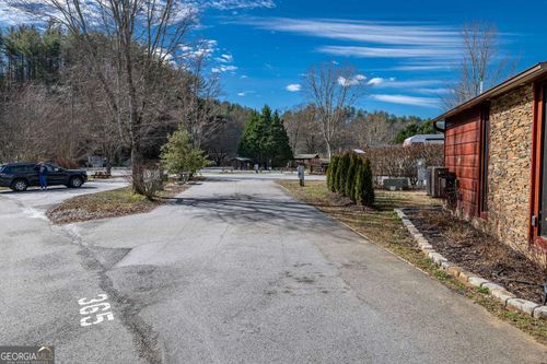 365 River Vista Dr, Dillard, GA, 30537-2142 | Card Image