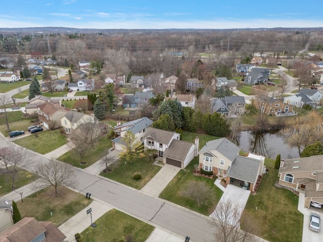 2692 Apache Trl, House other with 3 bedrooms, 3 bathrooms and null parking in Wixom MI | Image 44