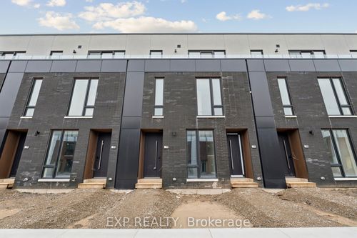 112 Everett Common, St Catharines, ON, L2P0G8 | Card Image